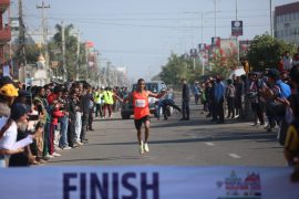 गोपी र सन्तोषीले जिते नेपालगंज म्याराथन