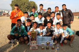 फेका कपमा गेटवे च्याम्पियन